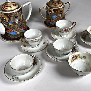 Juego de té y vajilla inglesa y Satsuma: 15 piezas - imagen 7