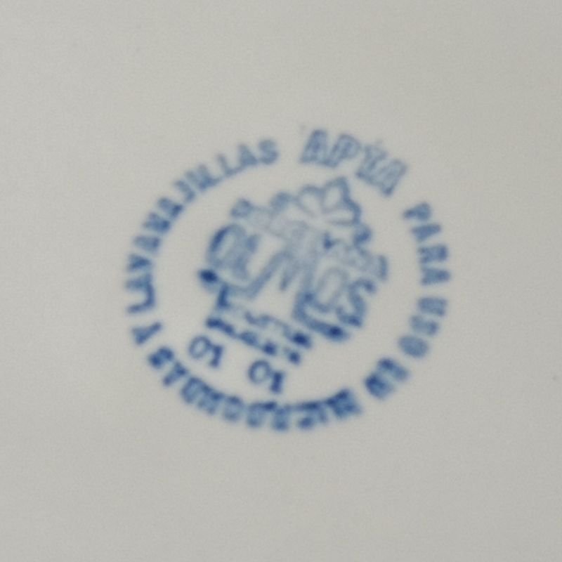 Platos de porcelana con logo de La Casa Violeta - imagen 4