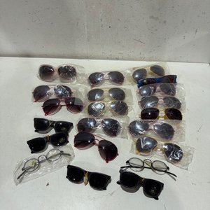 Lote anterior: Lote de Lentes de Sol y Anteojos