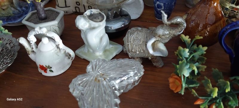 Colección de adornos decorativos y objetos para el hogar - imagen 4