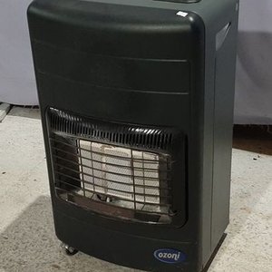 Estufa a Gas Ozoni Portátil con Ruedas - imagen 1