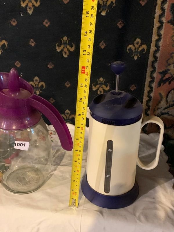 Jarra y cafetera francesa de prensa en buen estado - imagen 4