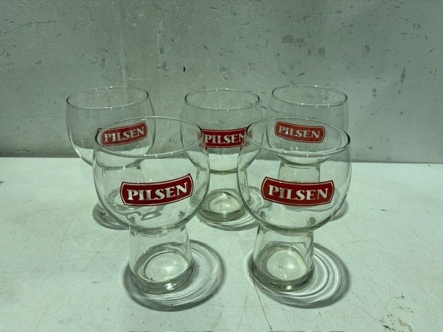 Set de 5 Copas de Vidrio Pilsen