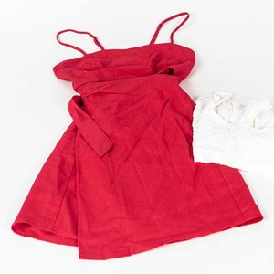 Lote anterior: Conjunto de Solera Roja y Blusa Blanca sin Mangas FOREVER 21 Talle S