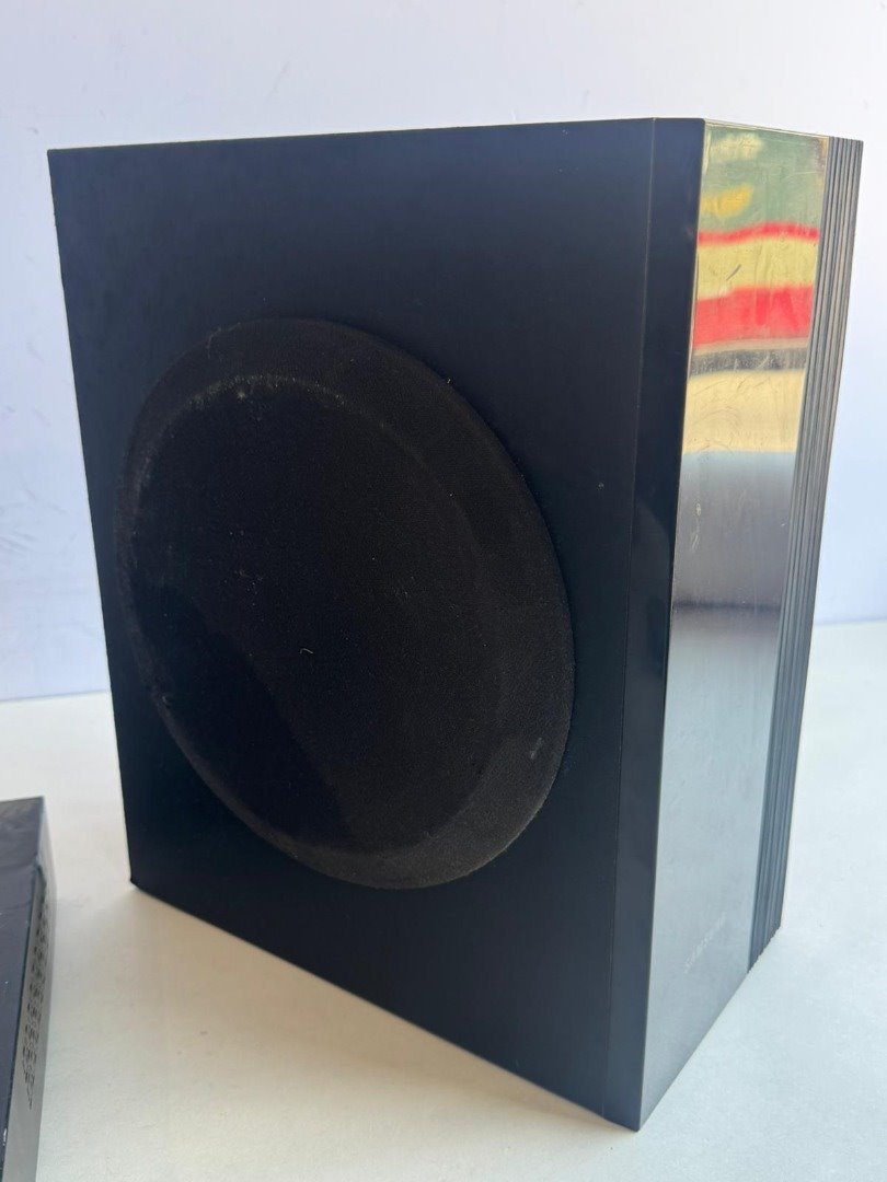 Sistema de Cine en Casa Samsung con Subwoofer y Control - imagen 6