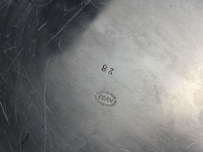 Tres ollas de aluminio grandes con tapa - imagen 6