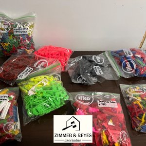Lote de Aviones y Piezas para Armar de Plástico - imagen 3