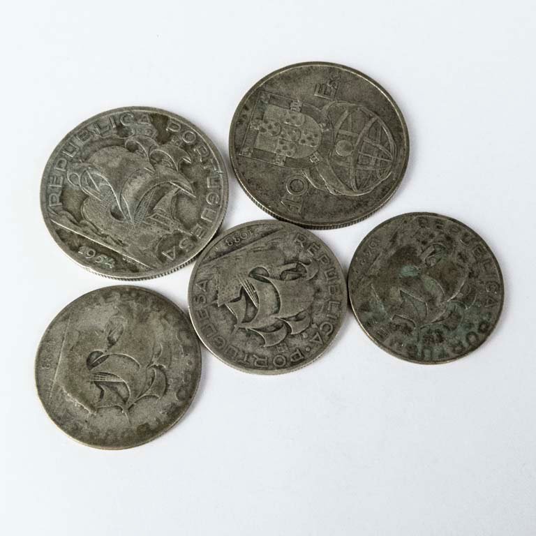 Item 2108008 - Image 0