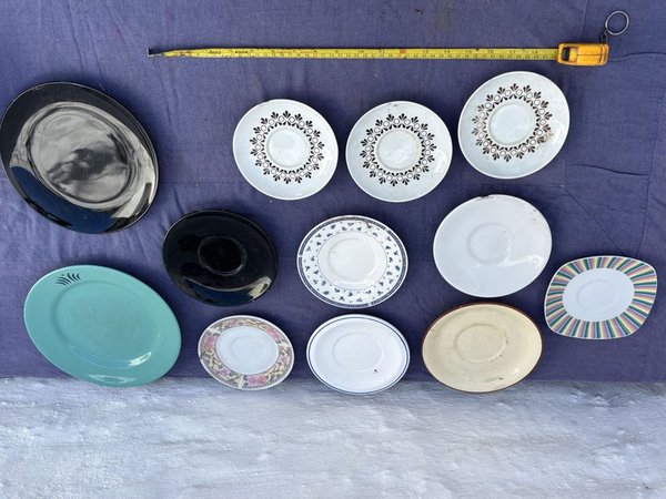 Lote mixto de vajilla de loza y porcelana. - imagen 3
