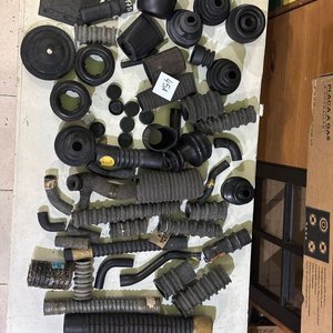 Lote anterior: Lote de Fuelles y Mangueras de Goma para Automotor