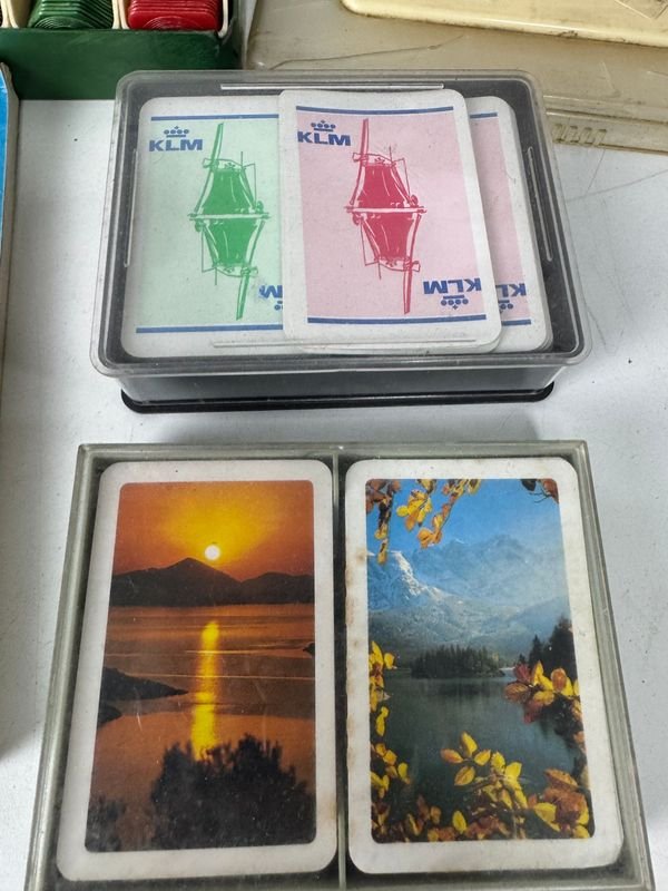 Colección de juegos y cartas - imagen 2