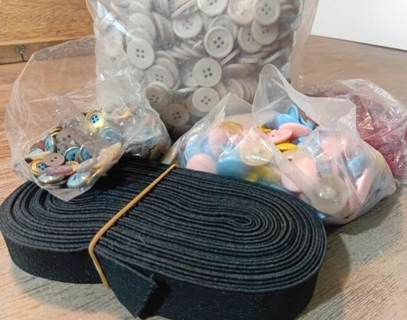 Botones y accesorios para modistas - imagen 4
