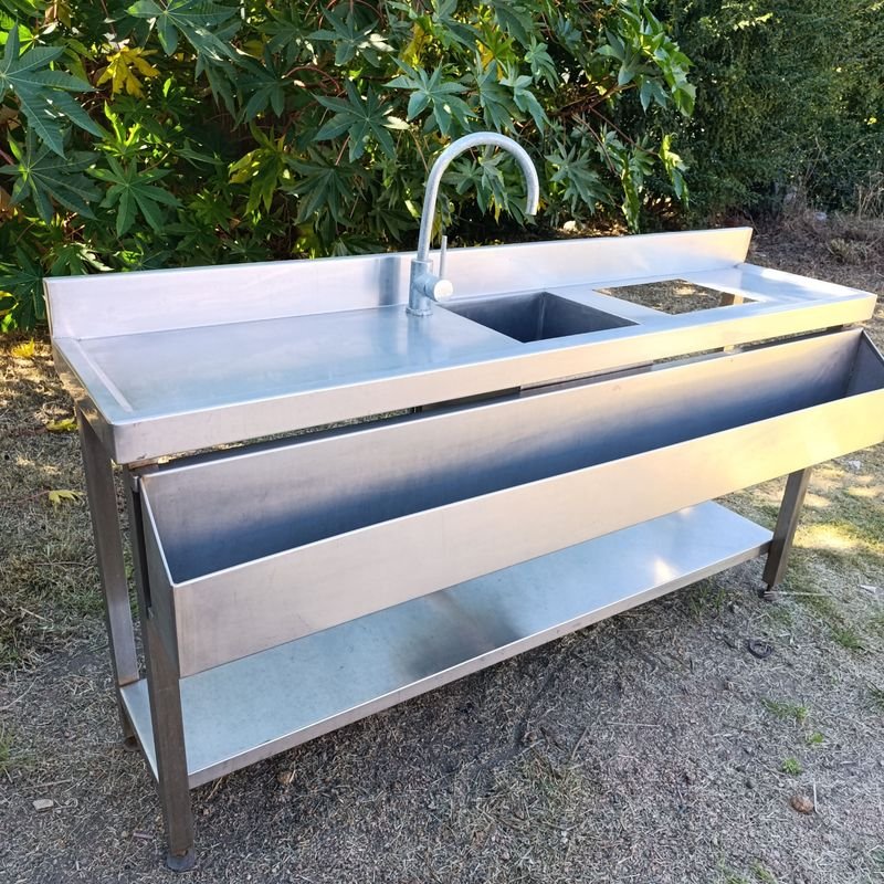 Estante de Acero Inoxidable para Uso Industrial - imagen 3