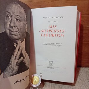 Libro "Mis Suspenses Favoritos" de Alfred Hitchcock - Edición Aguilar 1964 - imagen 1