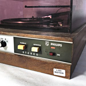Equipo de Audio Philips con Tocadiscos Vintage - imagen 3