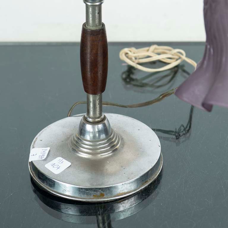 Lámpara de sobremesa con tulipa de vidrio - imagen 2
