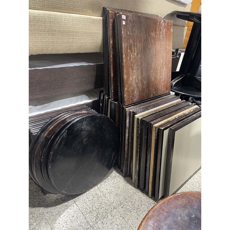 Lote de 40 Tapas de Mesa de Madera con Detalles de Lustre