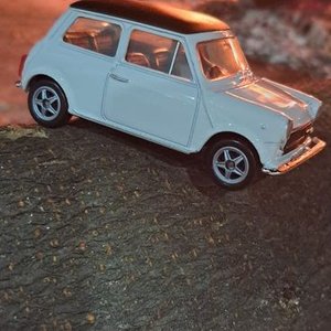 Lote anterior: Mini Cooper Blanco y Negro Modelo Coleccionable