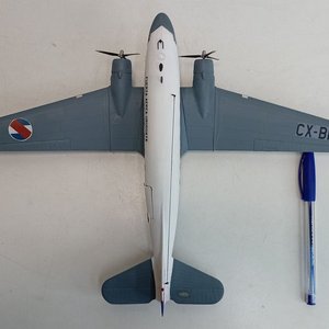 Modelo Avión C47 Douglas DC-3 Fuerza Aérea Uruguaya Escala 1/72 - imagen 8