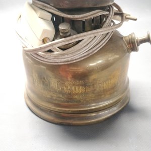 Lámpara de Bronce con Base de Farol a Combustible "Primus" - imagen 6