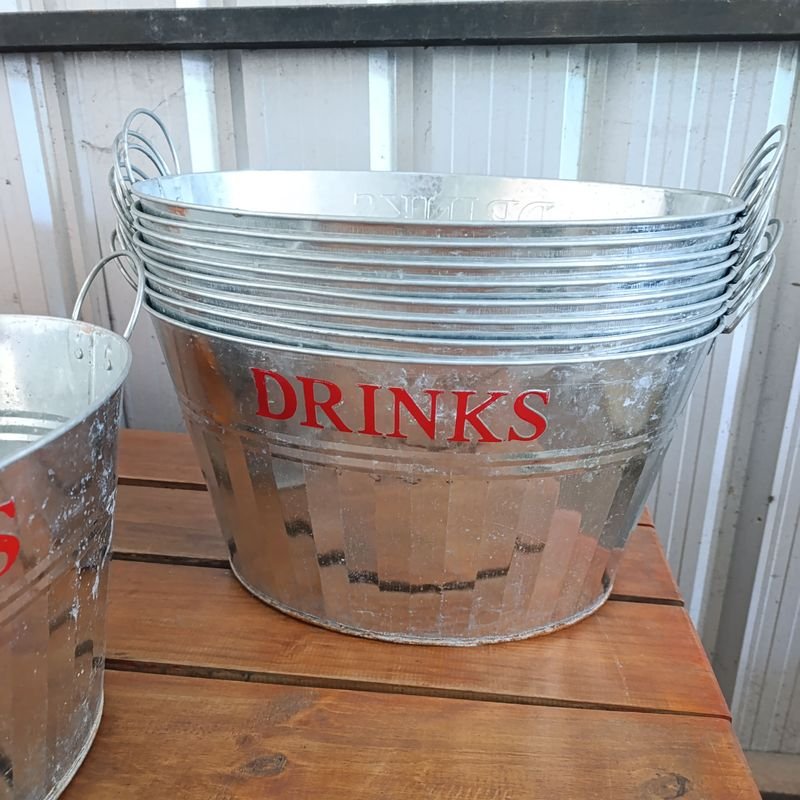 Hielera Oval Galvanizada para Bebidas - imagen 3