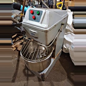 Batidora Comercial Luna Spiral Mixer 20 Lts 220V - imagen 3