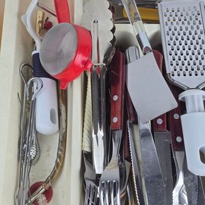 Lote Variado de Utensilios de Cocina y Cubiertos - imagen 3