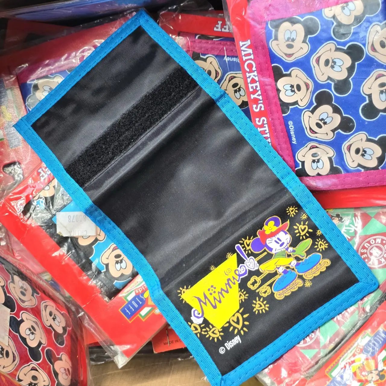 Billeteras infantiles con tema Mickey Mouse - imagen 5