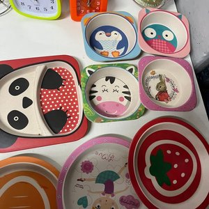 Lote de Utensilios de Cocina, Vajilla Infantil y Relojes Despertador - imagen 9