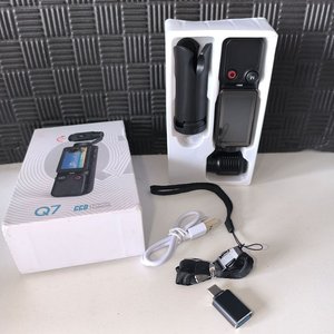 Cámara Digital Mini W80Q7 con Estabilizador y Accesorios - imagen 2