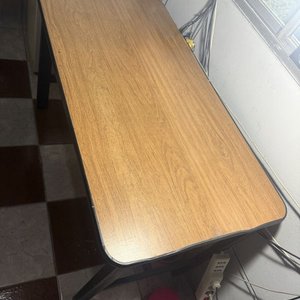 Escritorio Rectangular Tapa Madera Clara y Patas Negras - imagen 6