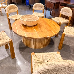 Juego de Comedor Rústico con Mesa Redonda y Seis Sillas; Diván Amarillo - imagen 1