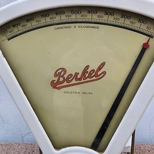 Balanza Berkel Industria Belga Antigua Capacidad 2 Kg - imagen 6