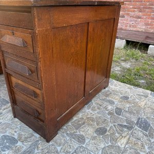 Escritorio de Roble con 8 Cajones y Detalles en Lustre - imagen 6