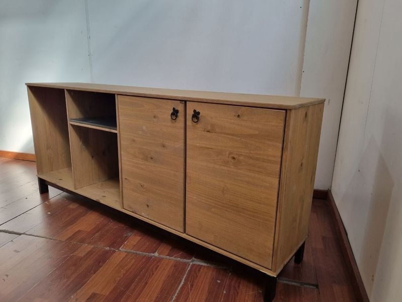 Aparador Bajo Buena Capacidad en Madera - imagen 3