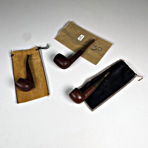 Lote siguiente: Tres Pipas de Madera para Colección con Fundas Originales
