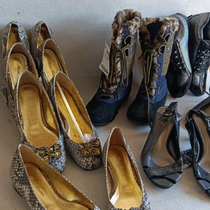 Lote de 9 Pares de Calzados Variados para Mujer - imagen 4