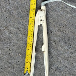Plancha Alisadora de Cabello Lena Modelo ML-90 Cerámica Iónica - imagen 6