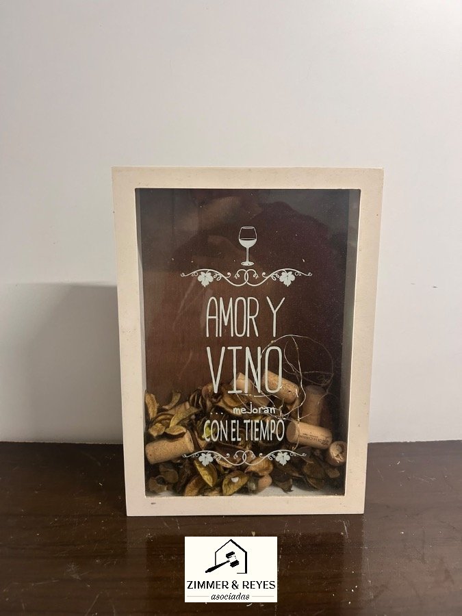 Caja Decorativa para Corchos "Amor y Vino"