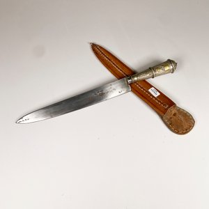 Cuchillo de Acero Solingen con Cabo de Platería Criolla y Vaina - imagen 2