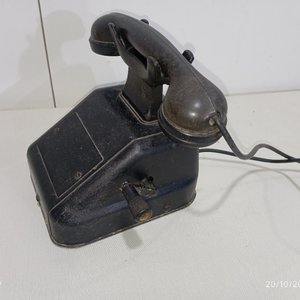 Teléfono Antiguo de Mesa con Manivela Lateral - imagen 3