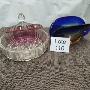 Lote siguiente: Caramelera Antigua de Vidrio y Cuenco de Murano Azul y Dorado