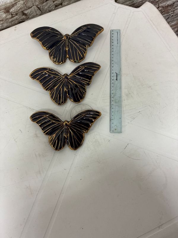 Adornos de porcelana en forma de mariposas - imagen 2