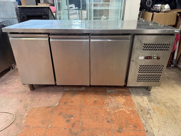 Bajo Mostrador Refrigerado Acero Inoxidable 3 Puertas 180x70x86cm - imagen 1