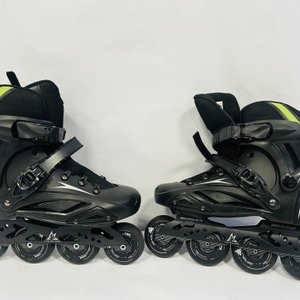 Lote anterior: Par de Rollers Peach Sports Talle 44 Negros