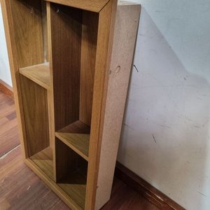 Estantería de Madera con Espejo y Compartimentos - imagen 4