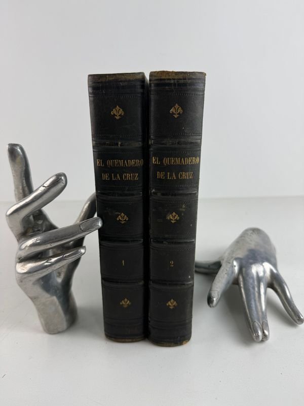 Lote siguiente: Libro antiguo 'El quemado de la cruz, historia de Antonio Ribot'