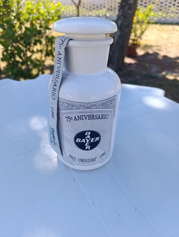Utensillos de porcelana Bayer - imagen 1