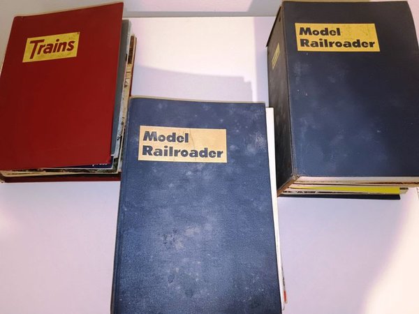 Gran lote de revistas sobre ferromodelismo en inglés - imagen 1