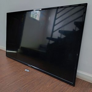 Televisor LED marca Hyunda Modelo HYLED55A sin control remoto - Funciona - imagen 1